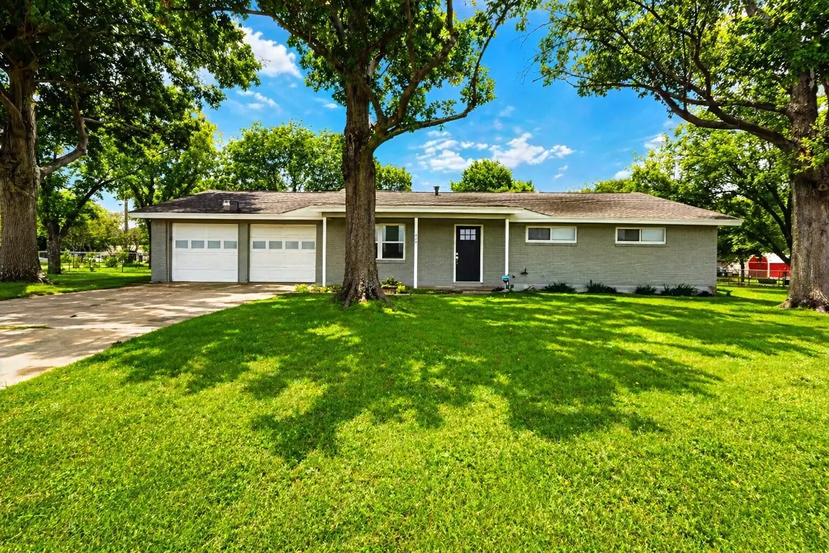 504 Pecan Street, Crowley, TX 76036 - #1