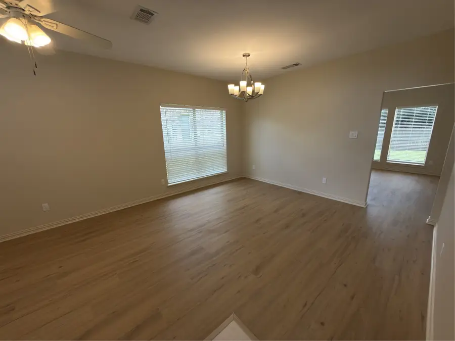5607 Creekhollow Drive, Arlington, TX 76018 - #2