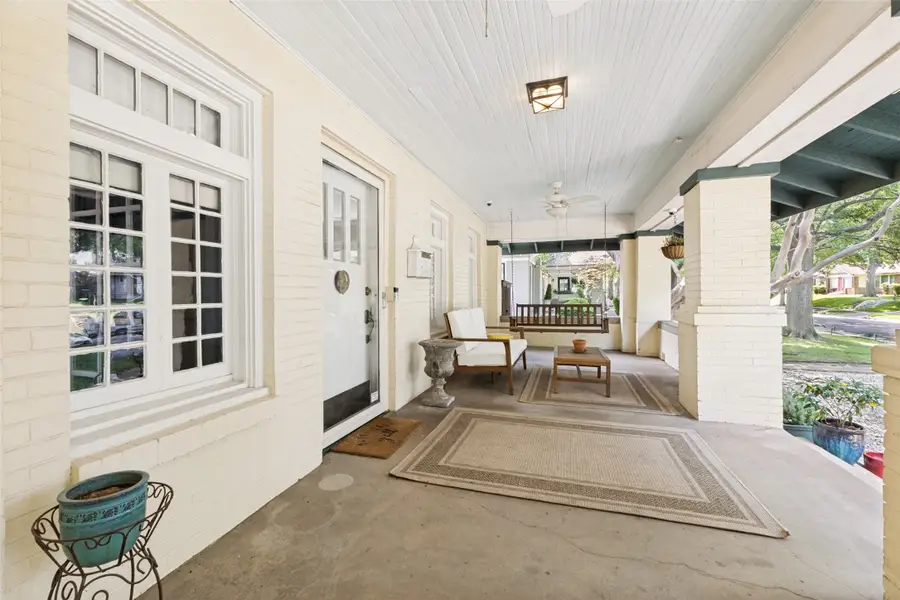 724 Lowell Street, Dallas, TX 75214 - #3