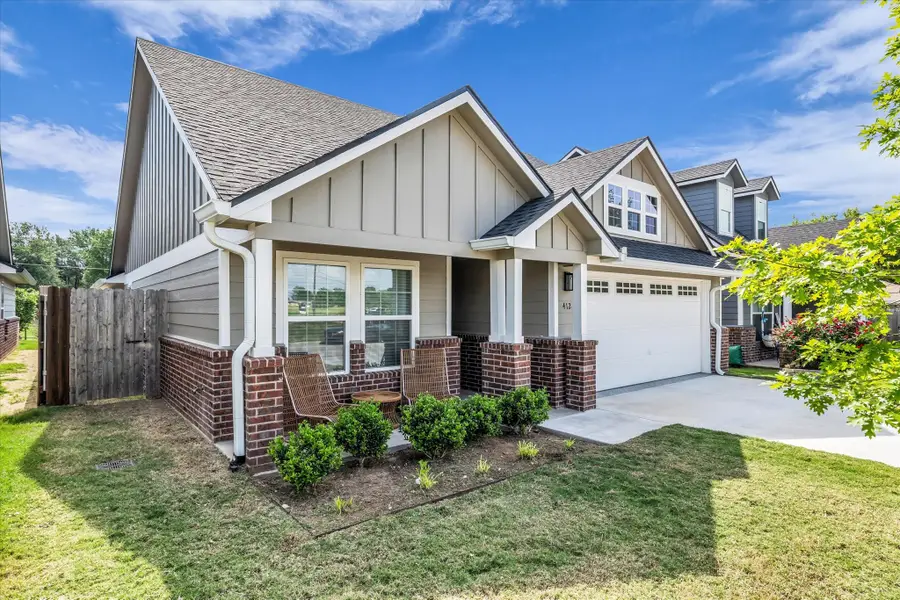 412 Travis Drive, McGregor, TX 76657 - #2