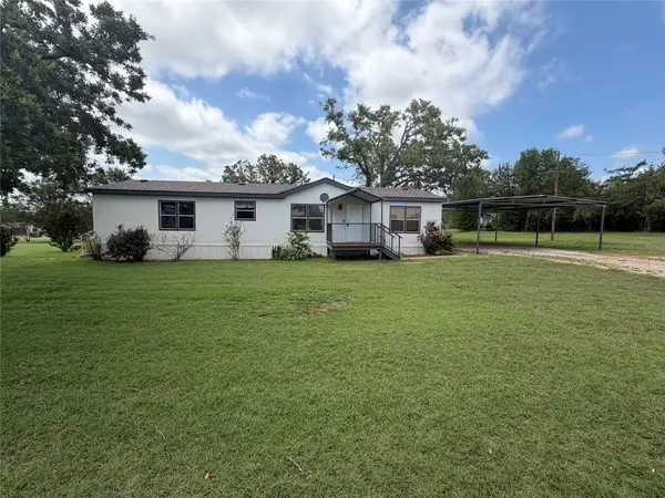 104 Hill Top Court, Springtown, TX 76082