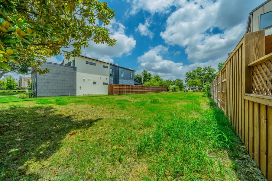 7610 Roper Street, Dallas, TX 75209 - #2