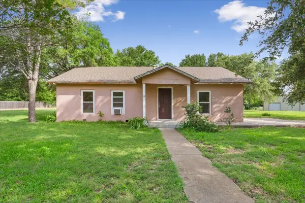 1084 Speegle Road, Woodway, TX 76712