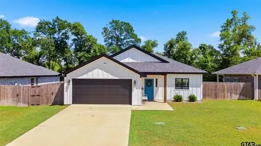 17018 Crossing Circle, Lindale, TX 75771 - #1