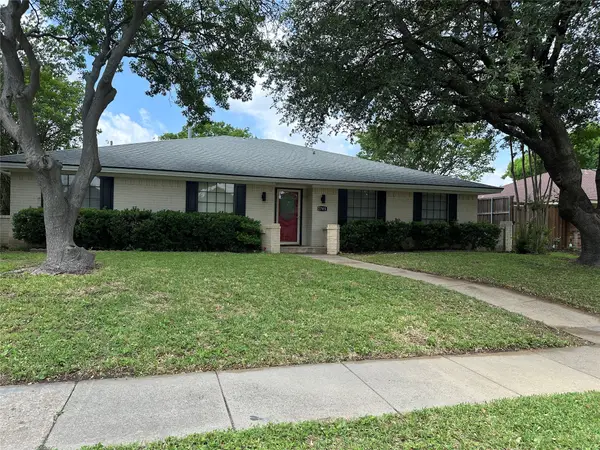 2705 Las Palmas Lane, Plano, TX 75075