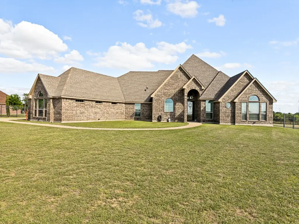 5713 Fogata Lane, Fort Worth, TX 76036 - #1