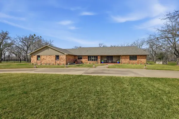 4 Buckskin Road, Mineral Wells, TX 76067