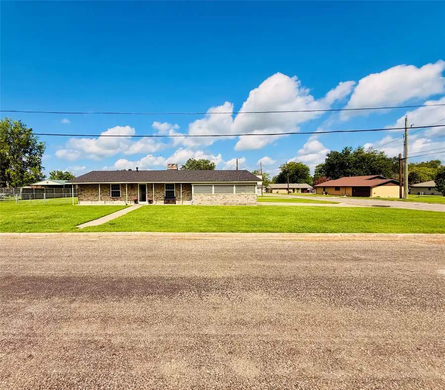 100 Vatra Street, Mount Vernon, TX 75457 - #3