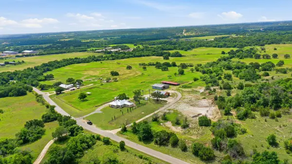 1147 County Road 163, Stephenville, TX 76401