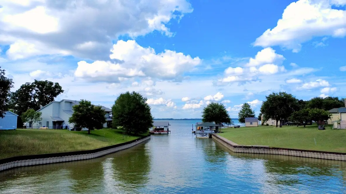 5001 Arrowhead Point, Streetman, TX 75859 - #1