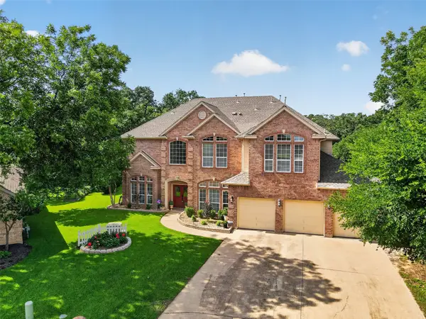 2409 Summer Court, Arlington, TX 76001