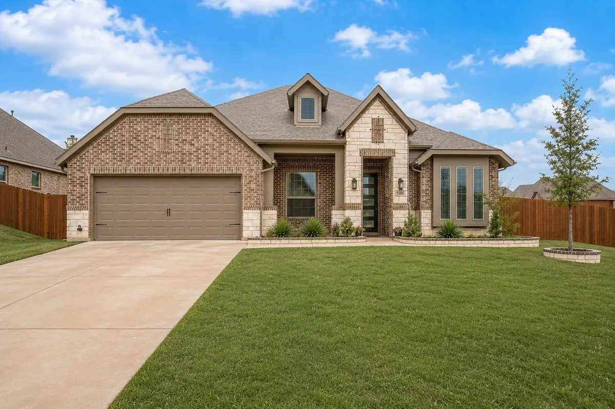 3200 Signal Hill Drive, Burleson, TX 76028 - #1