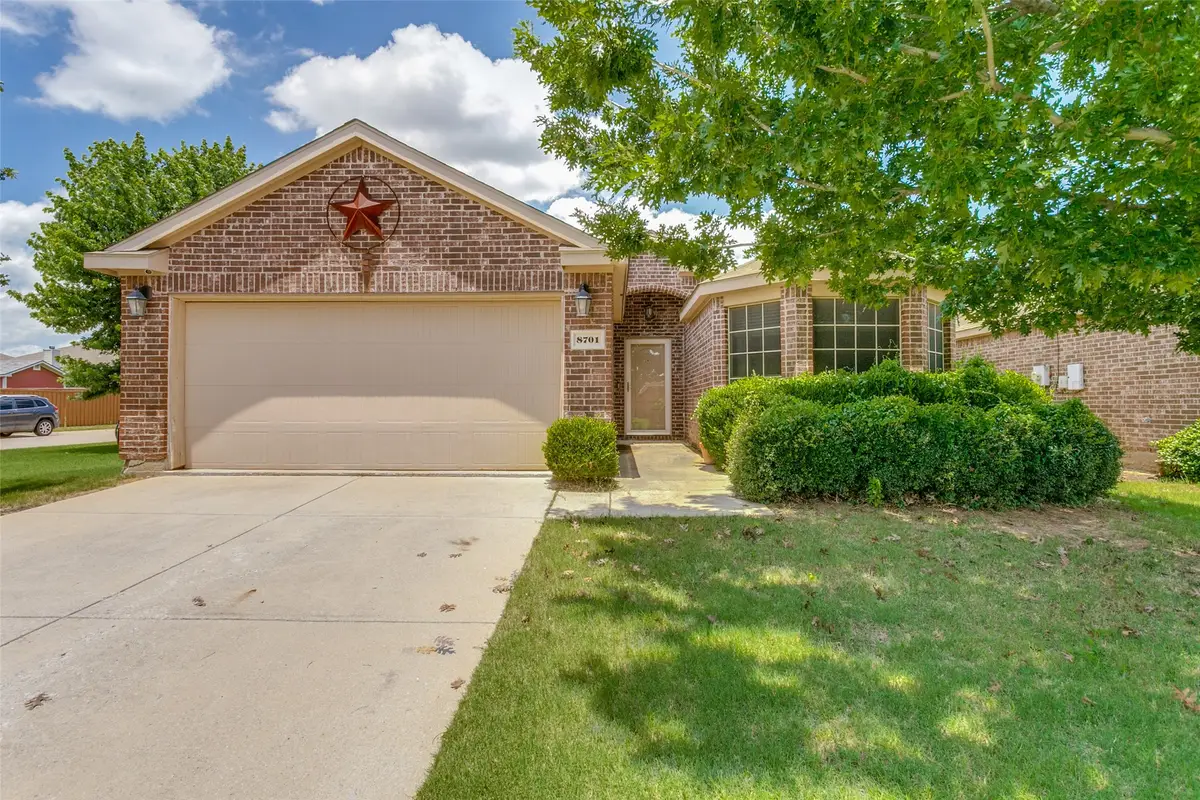 8701 Yosemite, Cross Roads, TX 76227 - #1