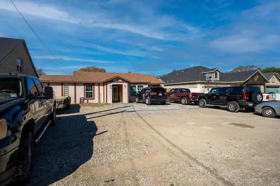 4115 S Peachtree Road, Balch Springs, TX 75180 - #2