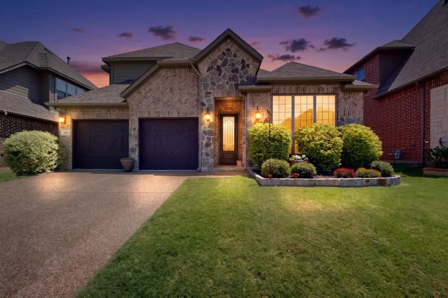 428 Balmora Way, Roanoke, TX 76262 - #2