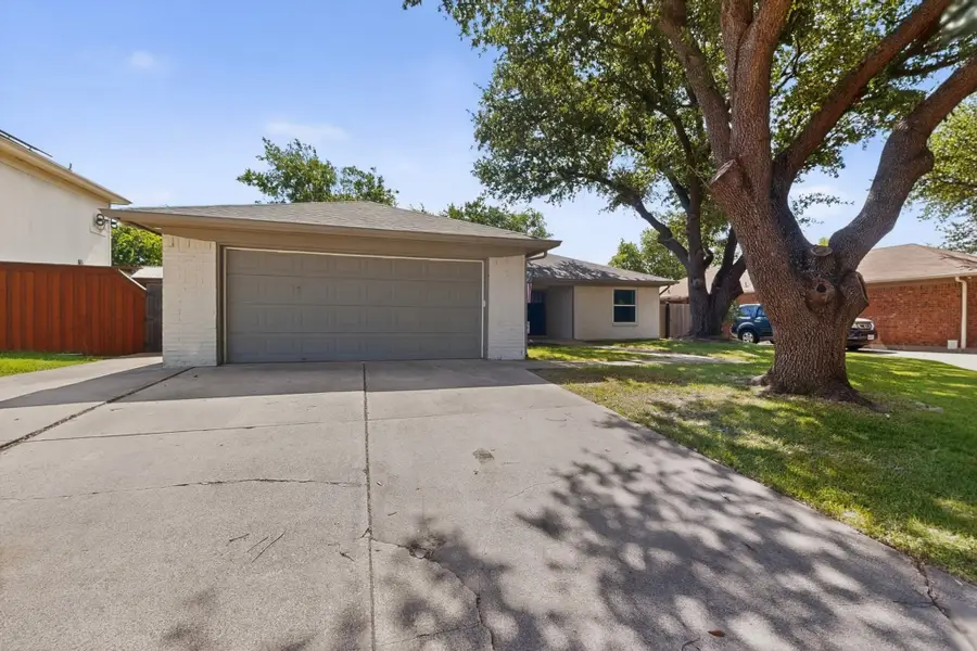 6804 Richfield Drive, North Richland Hills, TX 76182 - #2