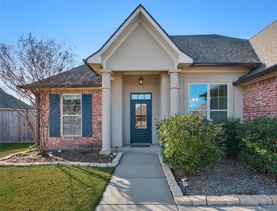 329 Camelback Drive, Bossier City, LA 71111 - #2