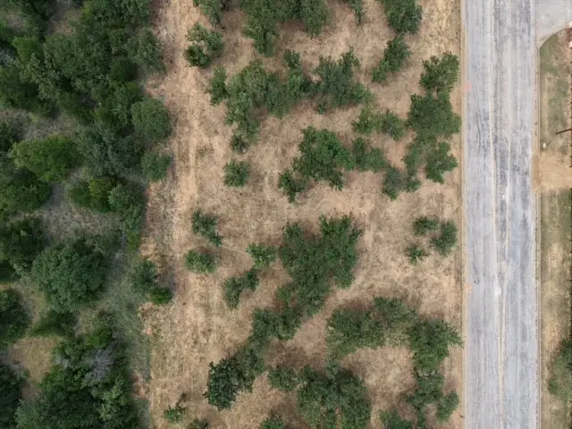 910 Cliff Drive, Graham, TX 76450 - #1