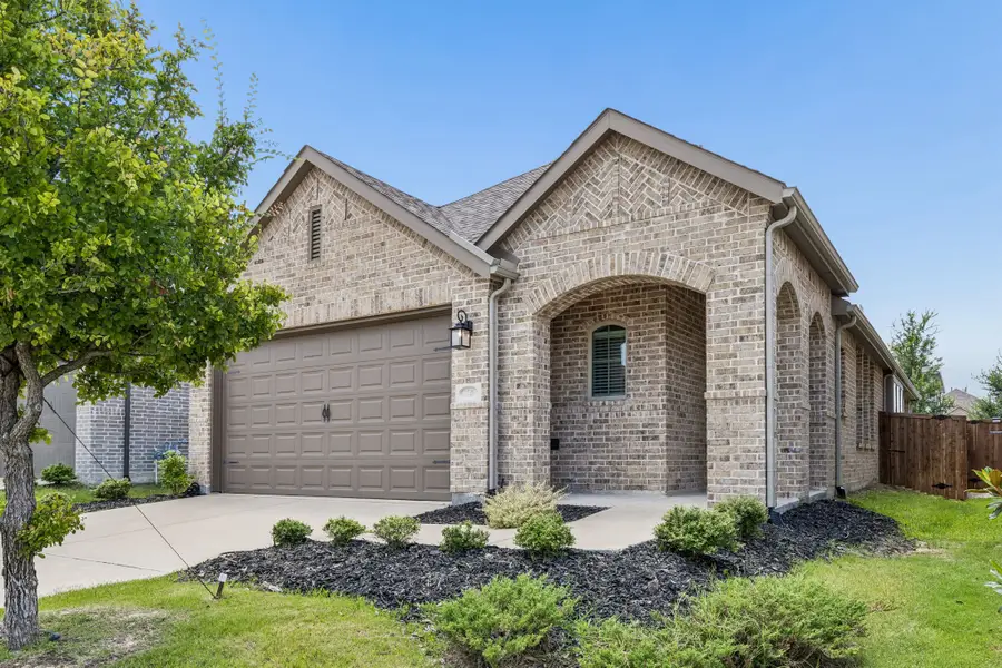 1749 Eagle Landing, Van Alstyne, TX 75495 - #2