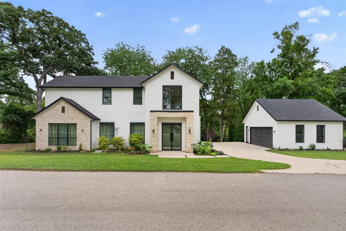 705 Heather Woods Drive, Tool, TX 75143 - #1