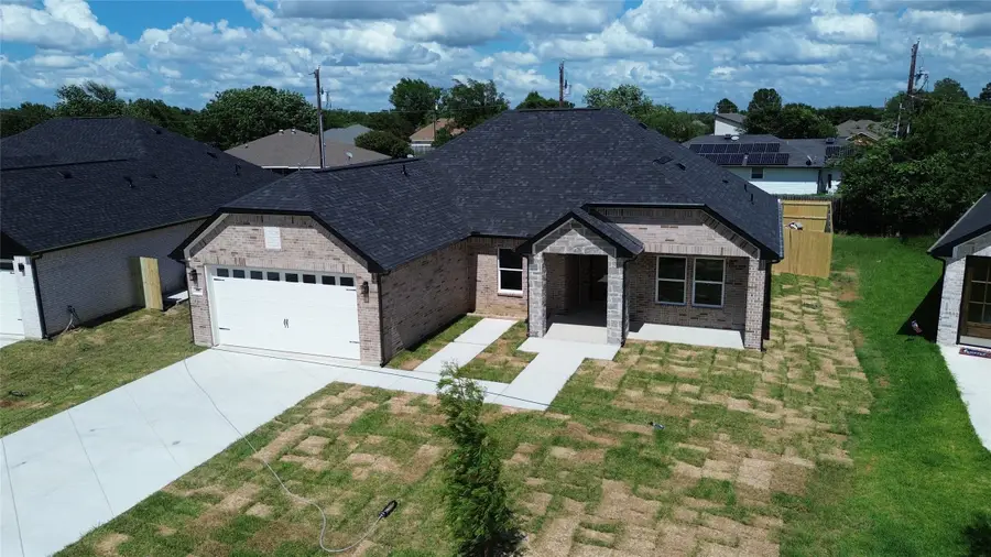 306 Backlash Drive, Gun Barrel City, TX 75156 - #2