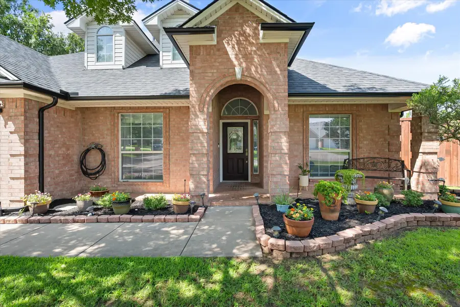 8 Losana Court, Mansfield, TX 76063 - #2