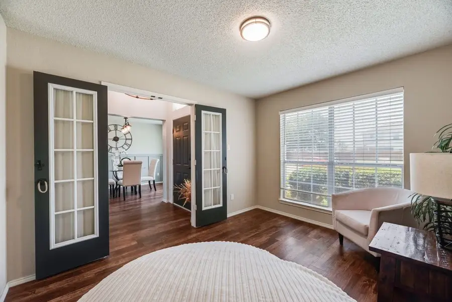 108 Bowie Street, Forney, TX 75126 - #3