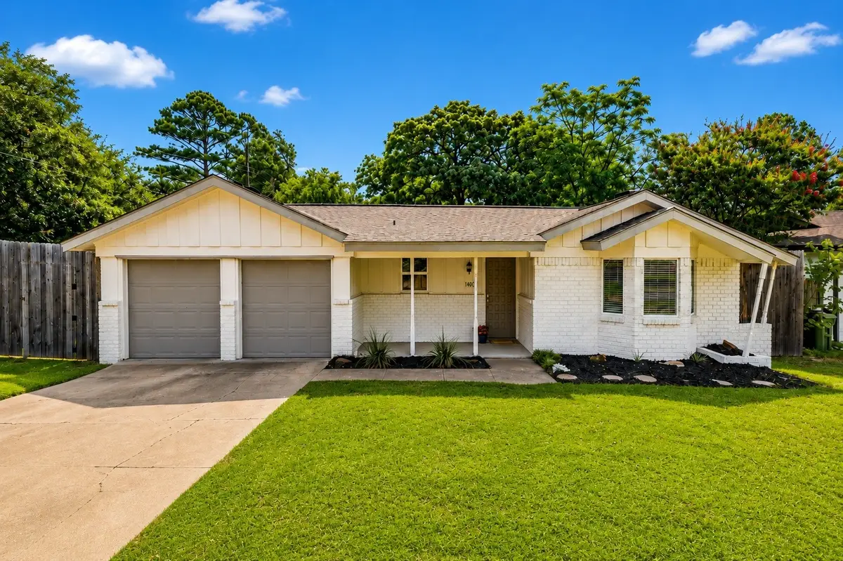 1140 Simpson Drive, Hurst, TX 76053 - #1