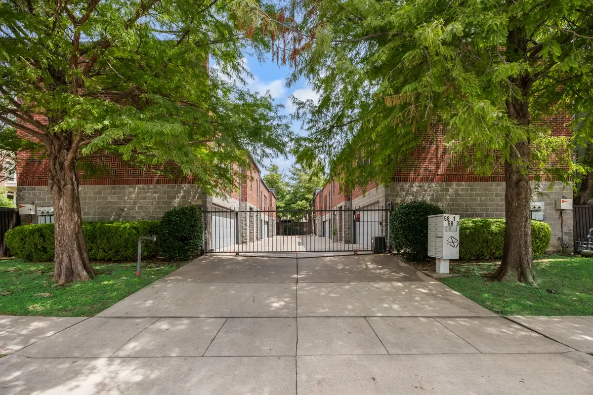 5801 Ross Avenue #B, Dallas, TX 75206 - #1
