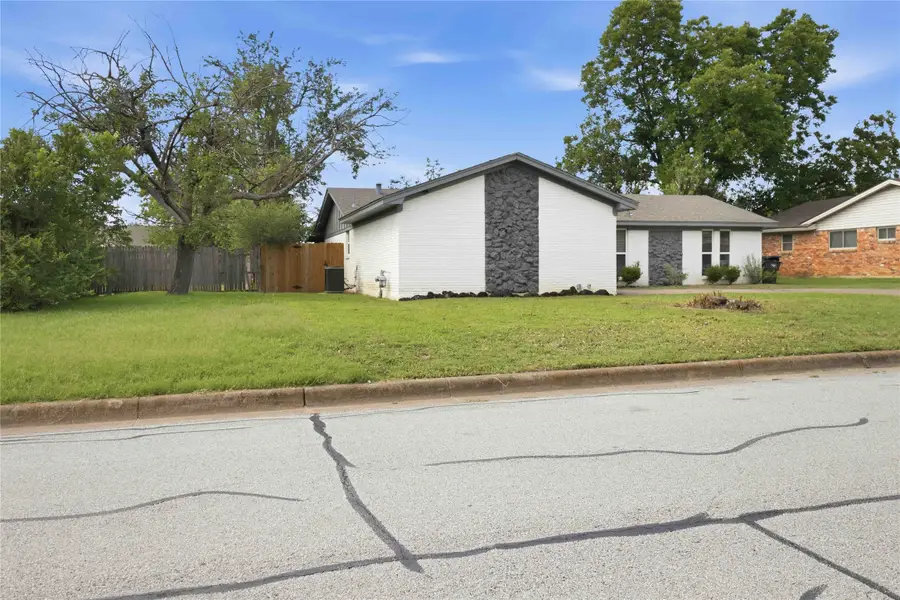 1305 Pinehurst Drive, Fort Worth, TX 76134 - #3