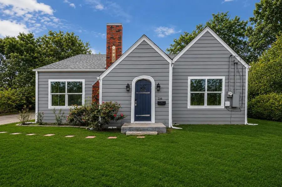 216 N Ricketts Street, Sherman, TX 75092 - #3