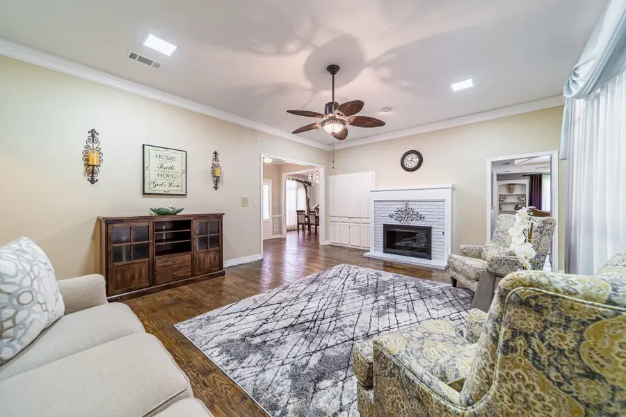 3305 Eisenhower Lane, Plano, TX 75023 - #3