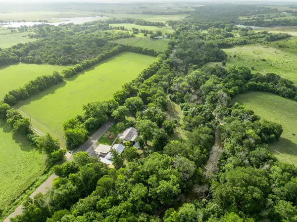 1598 Creek Road, Lorena, TX 76655