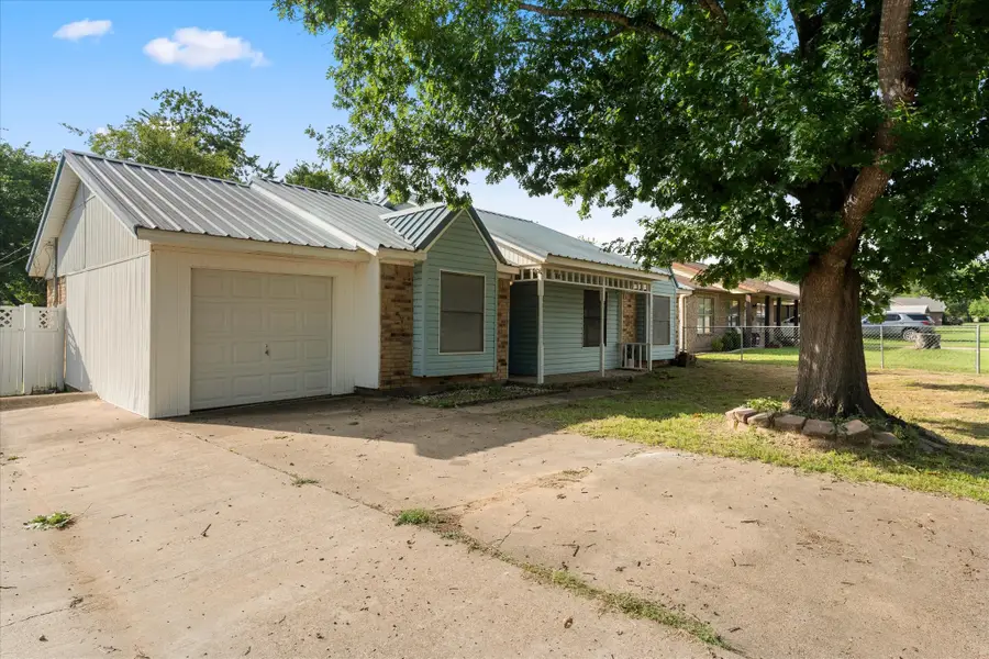 119 Mcanally Drive, Mabank, TX 75147 - #2