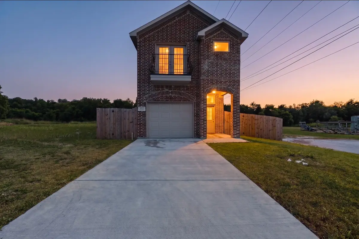 5017 Pickett Street, Greenville, TX 75401 - #1