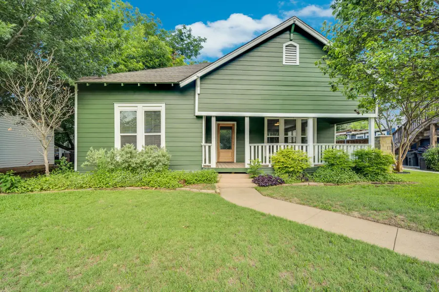 105 S 3rd Street, Midlothian, TX 76065 - #3