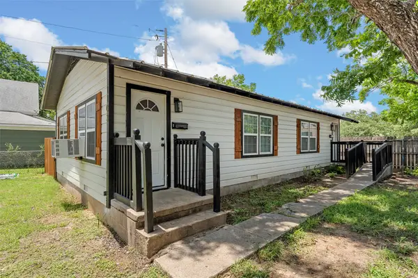 1103 E Leon Street, Gatesville, TX 76528
