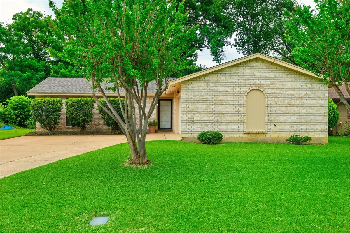 2604 Buffalo Drive, Arlington, TX 76013 - #1