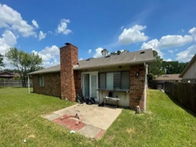 7700 Acapulco Road, Fort Worth, TX 76112 - #2