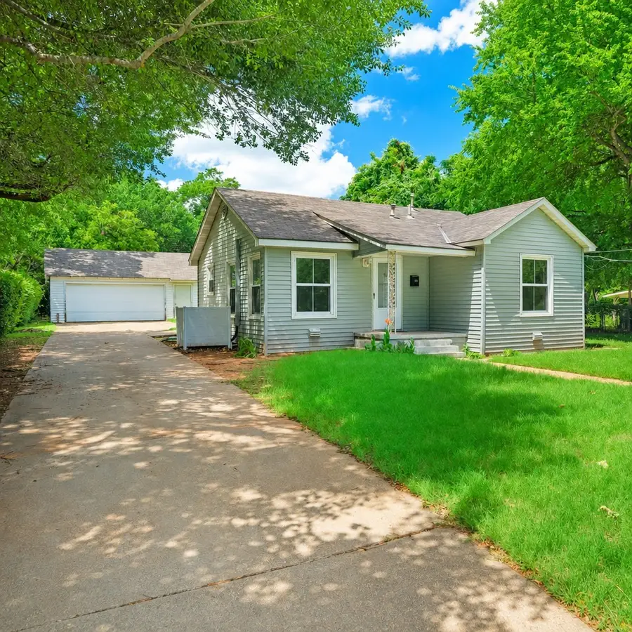 1015 Wilshire Boulevard, Arlington, TX 76012 - #2