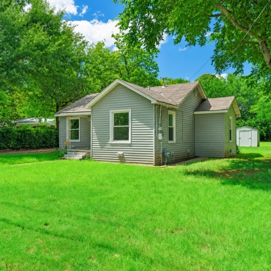1015 Wilshire Boulevard, Arlington, TX 76012 - #3