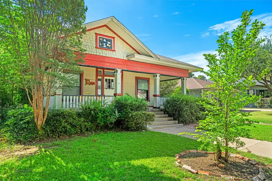 2231 Hurley Avenue, Fort Worth, TX 76110 - #2