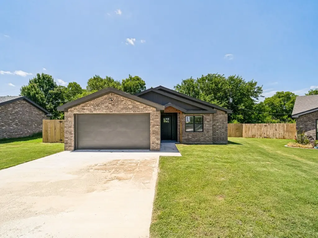 840 Buck Board Drive, De Leon, TX 76444 - #1