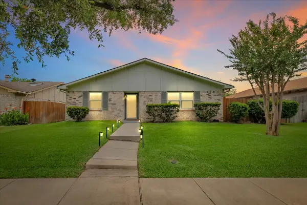 2025 Chatsworth Road, Carrollton, TX 75007