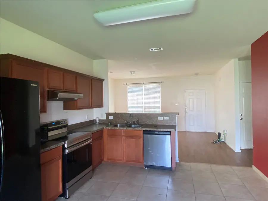 1023 Crow Court, Southwest Dallas, TX 75051 - #3