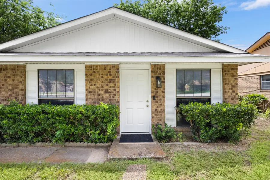 111 Alamo Street, Waxahachie, TX 75165 - #2