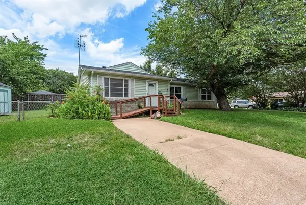 2219 Morgan Street, Irving, TX 75062