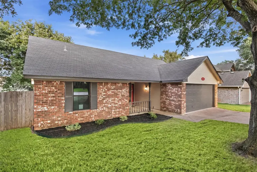 804 Virginia Boulevard, Midlothian, TX 76065 - #2