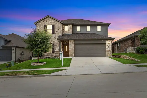 10513 Big Lagoon Drive, Fort Worth, TX 76179