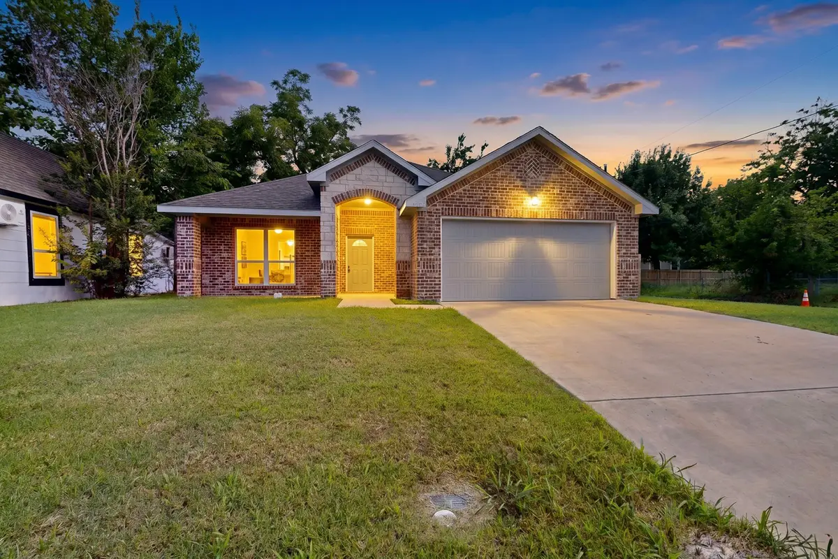 1615 Jones Street, Greenville, TX 75401 - #1